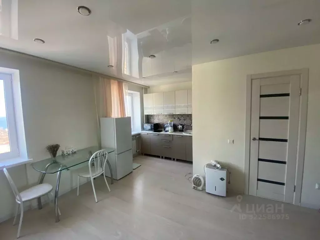 1-к кв. Приморский край, Владивосток Енисейская ул., 6 (36.0 м) - Фото 2