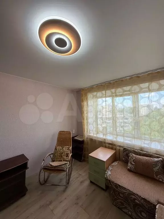 Комната 17,1 м в 1-к., 5/5 эт. - Фото 1