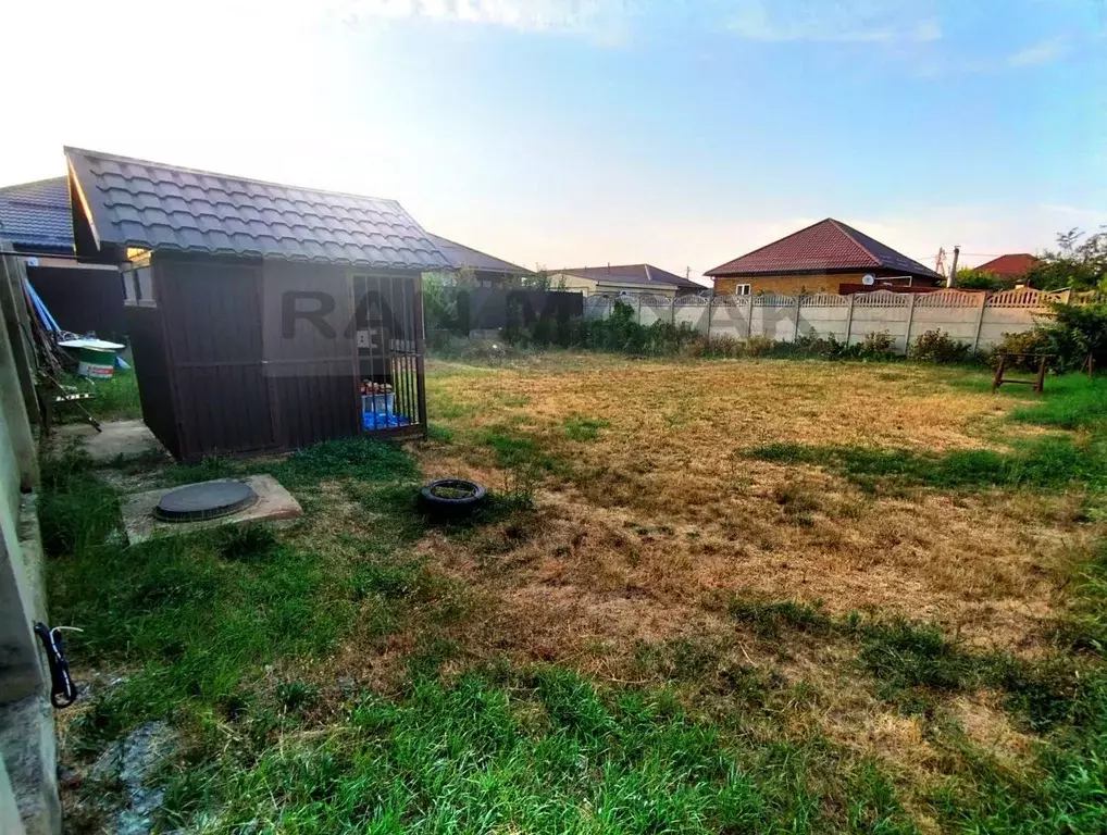 Участок в Адыгея, Майкоп городской округ, пос. Западный ул. ... - Фото 1