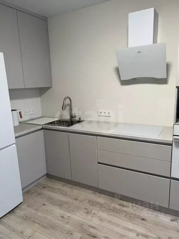 1-к кв. Тюменская область, Тюмень ул. Василия Шамова, 8 (34.4 м) - Фото 1