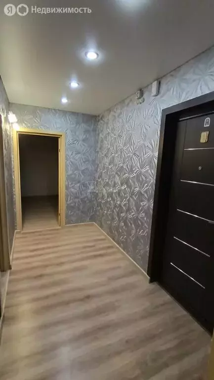 2-комнатная квартира: Ковров, Комсомольская улица, 106 (67.9 м) - Фото 1