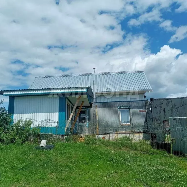 Дом в Алтайский край, Троицкий район, с. Троицкое Лесная ул. (43 м) - Фото 1