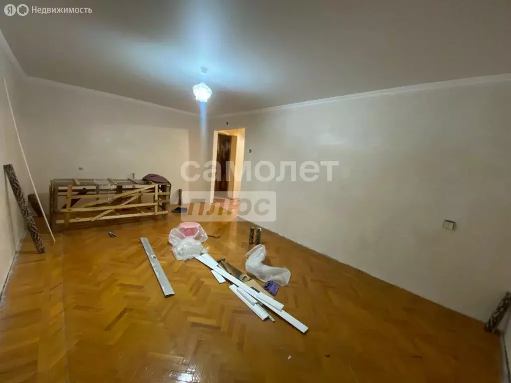 3-комнатная квартира: Нальчик, проспект Кулиева, 17 (66 м) - Фото 2