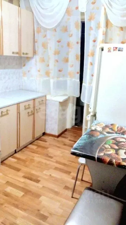 3-к кв. Оренбургская область, Орск Братская ул., 38 (53.1 м) - Фото 1