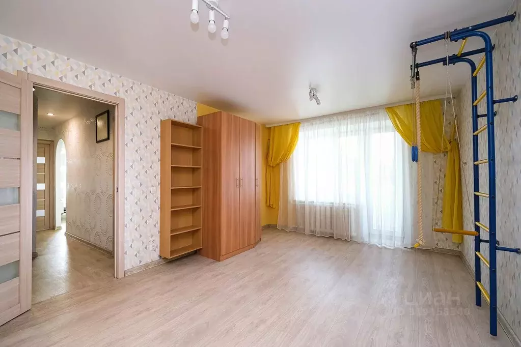 4-к кв. Новосибирская область, Новосибирск Дачная ул., 38 (60.4 м) - Фото 0