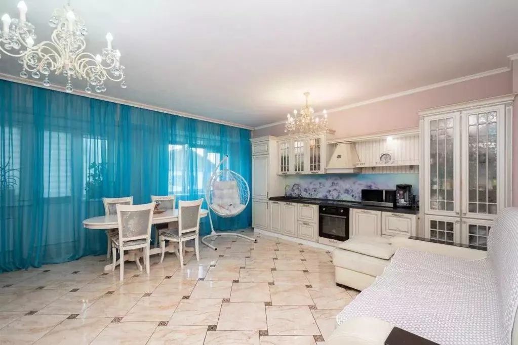 2-к кв. Иркутская область, Иркутск Радужный мкр, 71 (72.0 м) - Фото 2