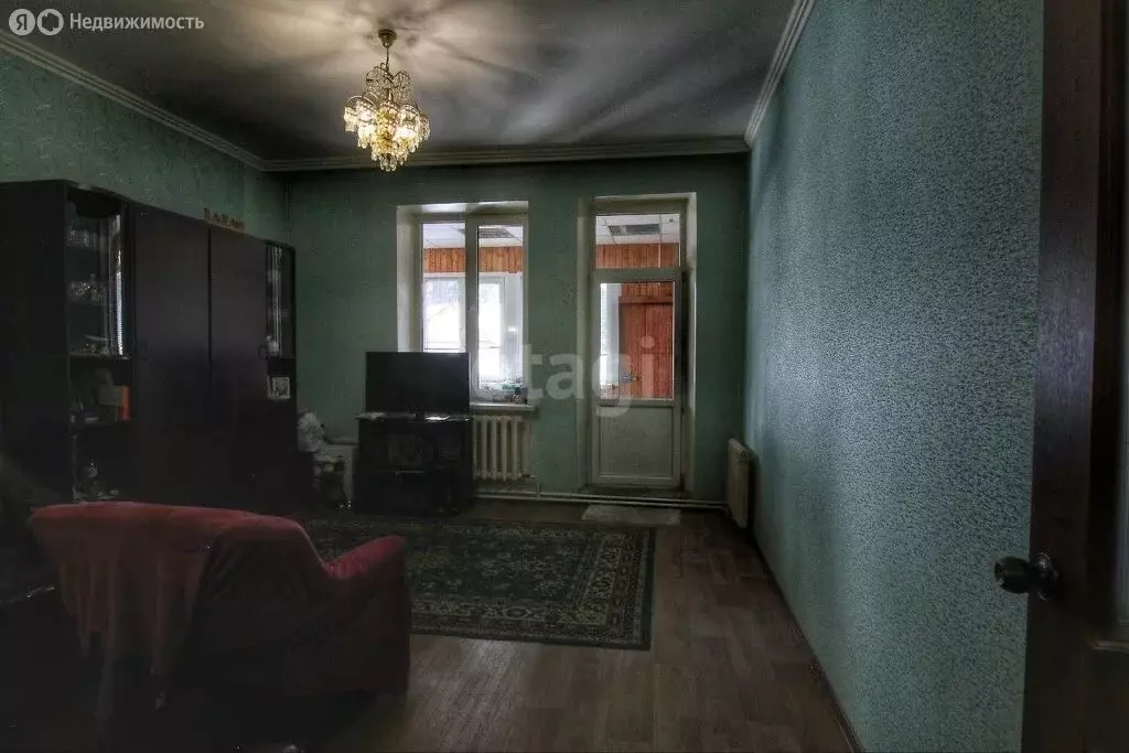 Дом в Железногорск, улица Пушкина, 8 (150 м) - Фото 1