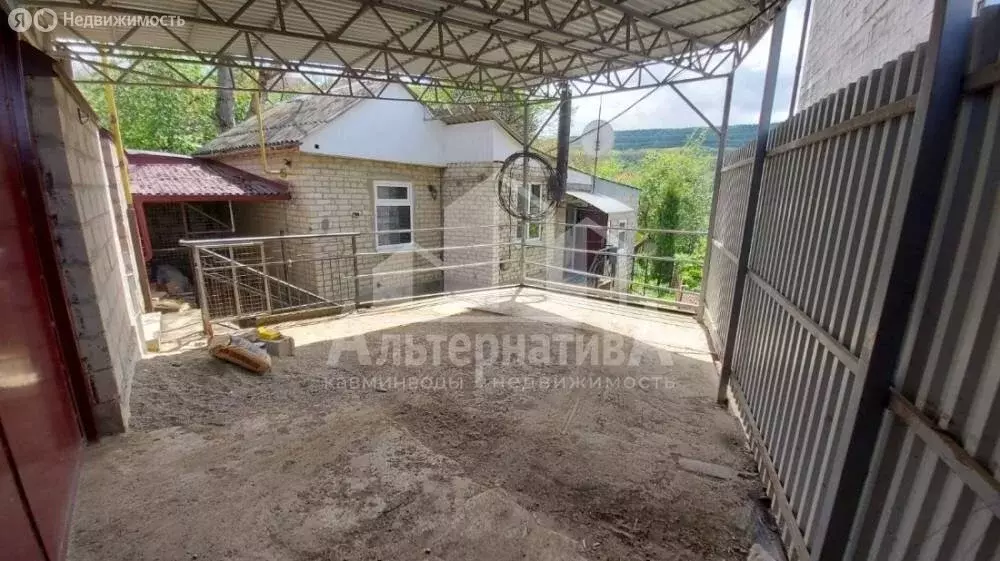 2-комнатная квартира: Ставропольский край, городской округ Кисловодск, ... - Фото 1