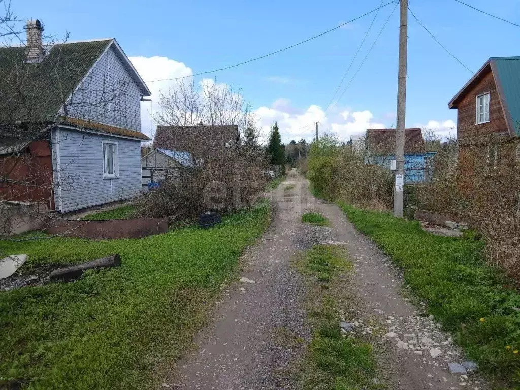 Дом в Ленинградская область, Волховский район, Бережковское с/пос, ... - Фото 1