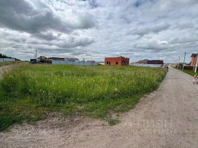 Участок в Татарстан, Лаишевский район, Державинское с/пос, Державино ... - Фото 1