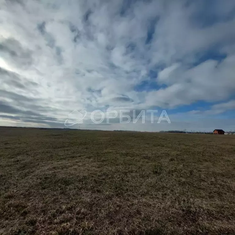 Участок в Тюменская область, Тюмень ул. Олега Антонова (6.0 сот.) - Фото 0