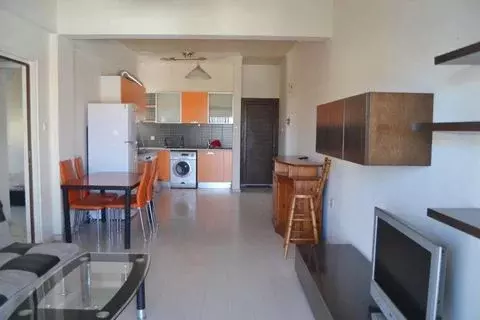 2 bed flat for rent in Larnaca Town. - Фото 0