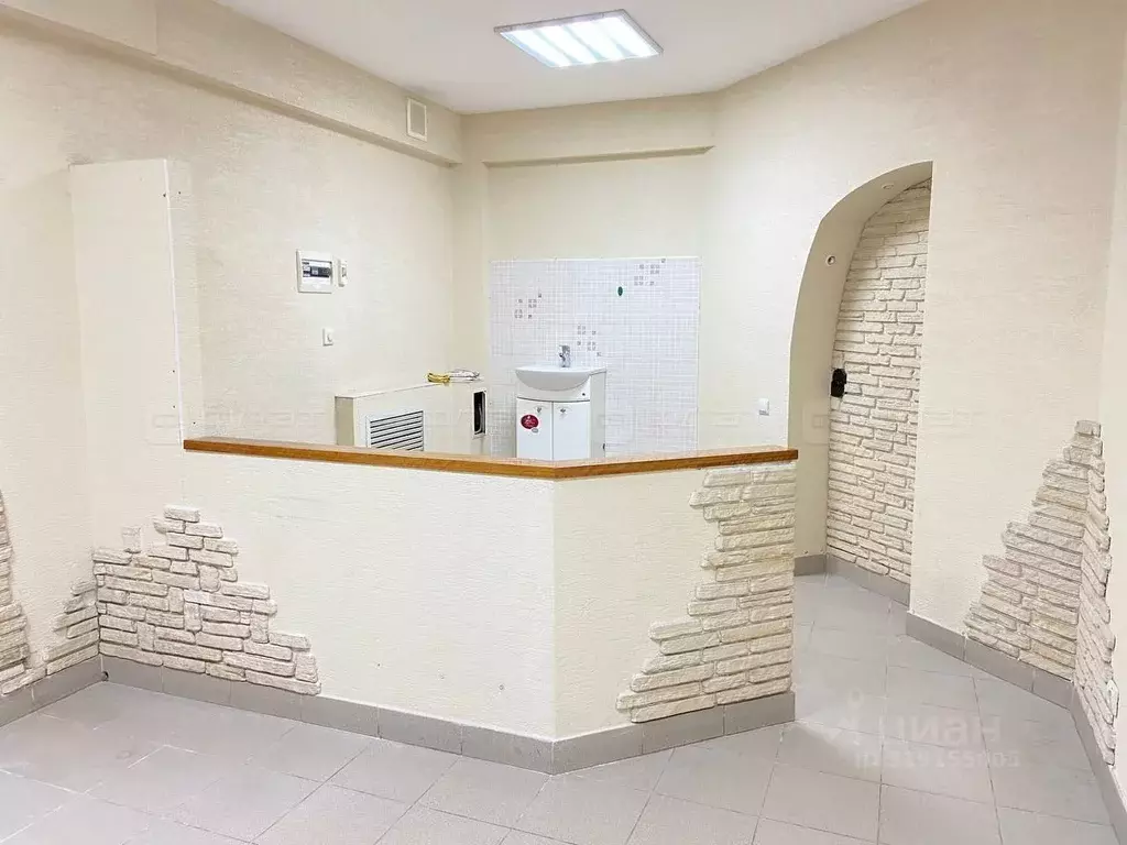 Офис в Татарстан, Казань ул. Максимова, 33 (19 м) - Фото 0