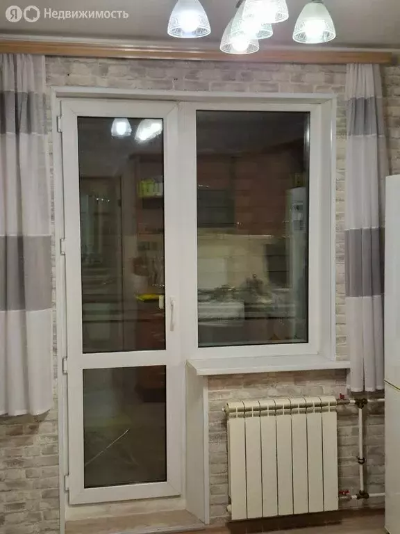 2-комнатная квартира: Артём, улица Фрунзе, 58 (52.7 м) - Фото 2