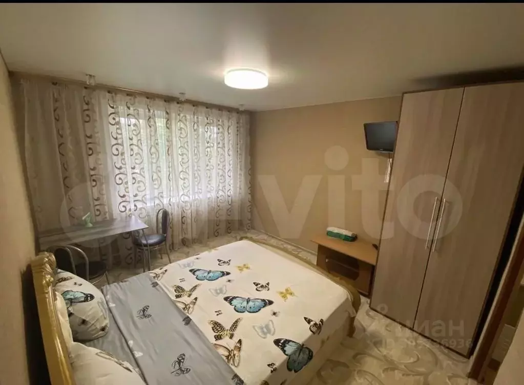 Студия Белгородская область, Старый Оскол Горняк мкр, 10 (18.0 м) - Фото 1