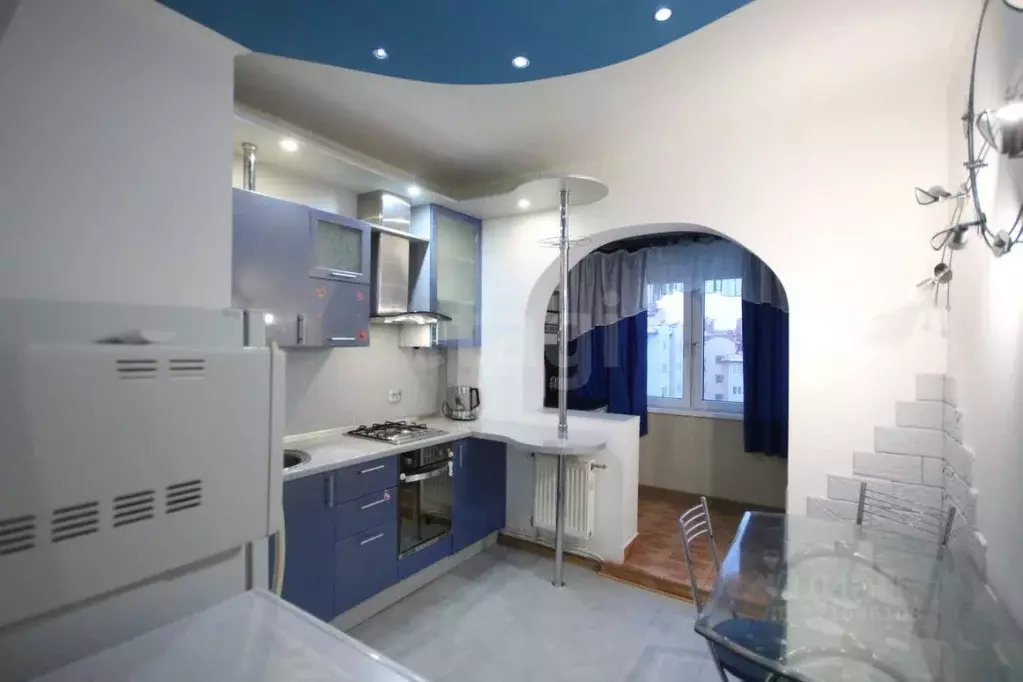 1-к кв. Ямало-Ненецкий АО, Новый Уренгой Оптимистов мкр, 4/2 (43.8 м) - Фото 0