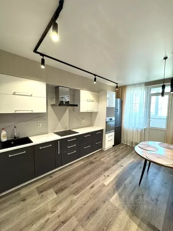 1-к кв. Воронежская область, Воронеж просп. Революции, 9а (48.0 м) - Фото 1