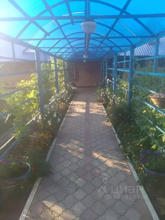 Дом в Самарская область, Ставропольский район, Осиновка с/пос, с. ... - Фото 2