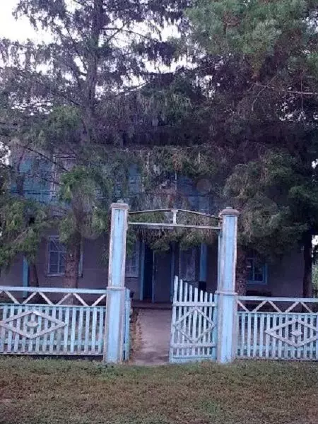 Сдам в аренду помещение свободного назначения с.Родная Долина, Омская ... - Фото 0