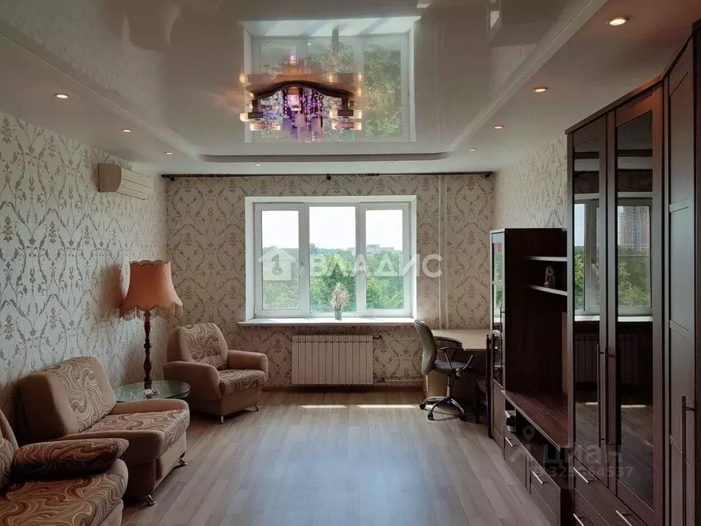 1-к кв. Московская область, Лобня Авиационная ул., 10А (57.3 м) - Фото 1