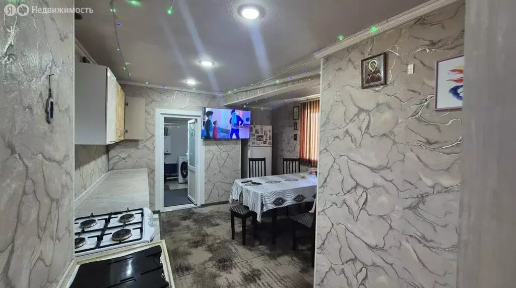 Дом в станица Луковская, улица Будённого, 11 (47 м) - Фото 1