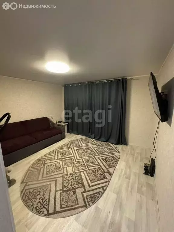 3-комнатная квартира: Нефтекамск, Социалистическая улица, 66 (68 м) - Фото 0