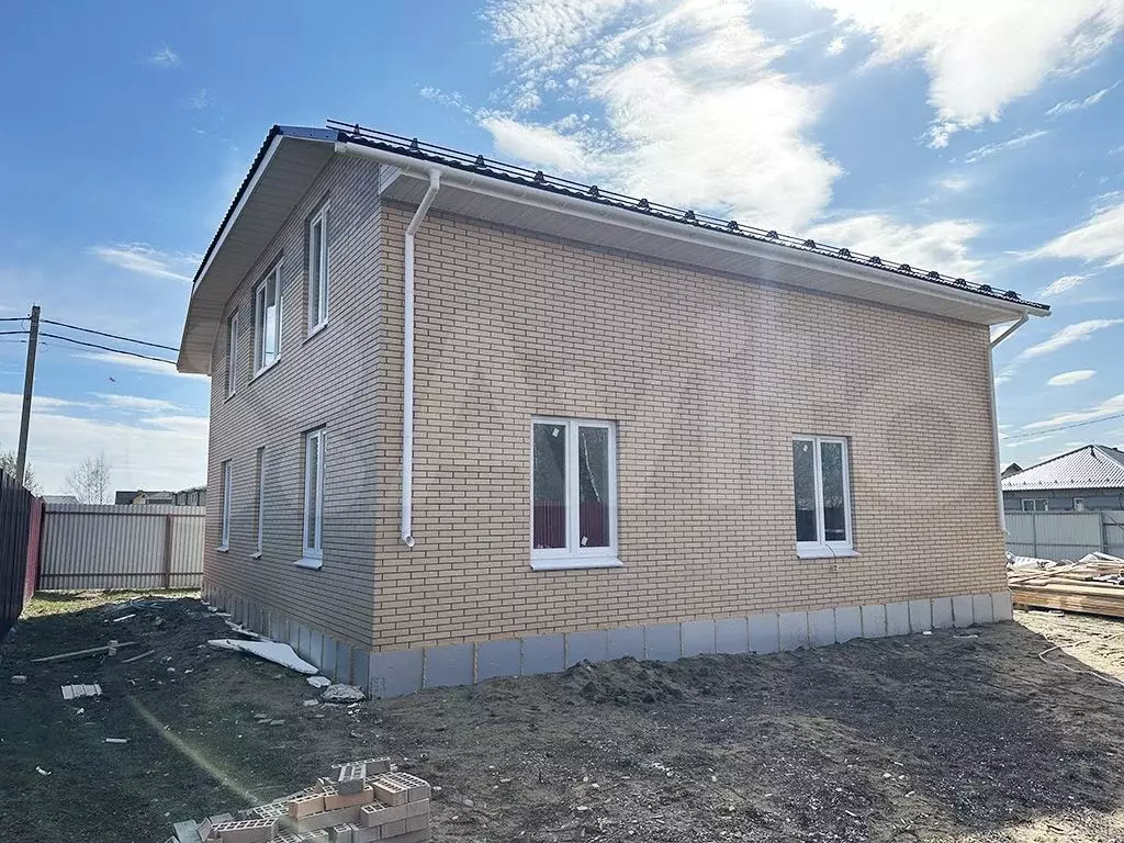 Коттедж 200 м на участке 6,5 сот. - Фото 1