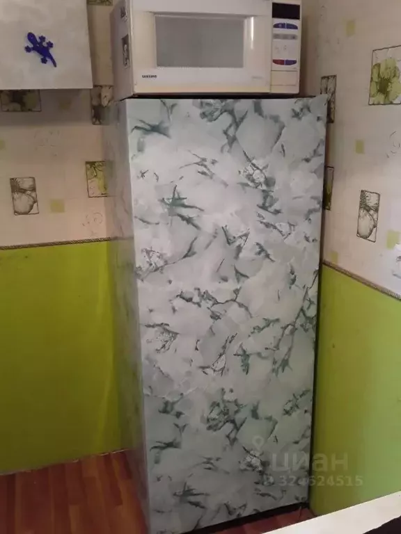 Комната Свердловская область, Екатеринбург ул. Самолетная, 43 (13.0 м) - Фото 2