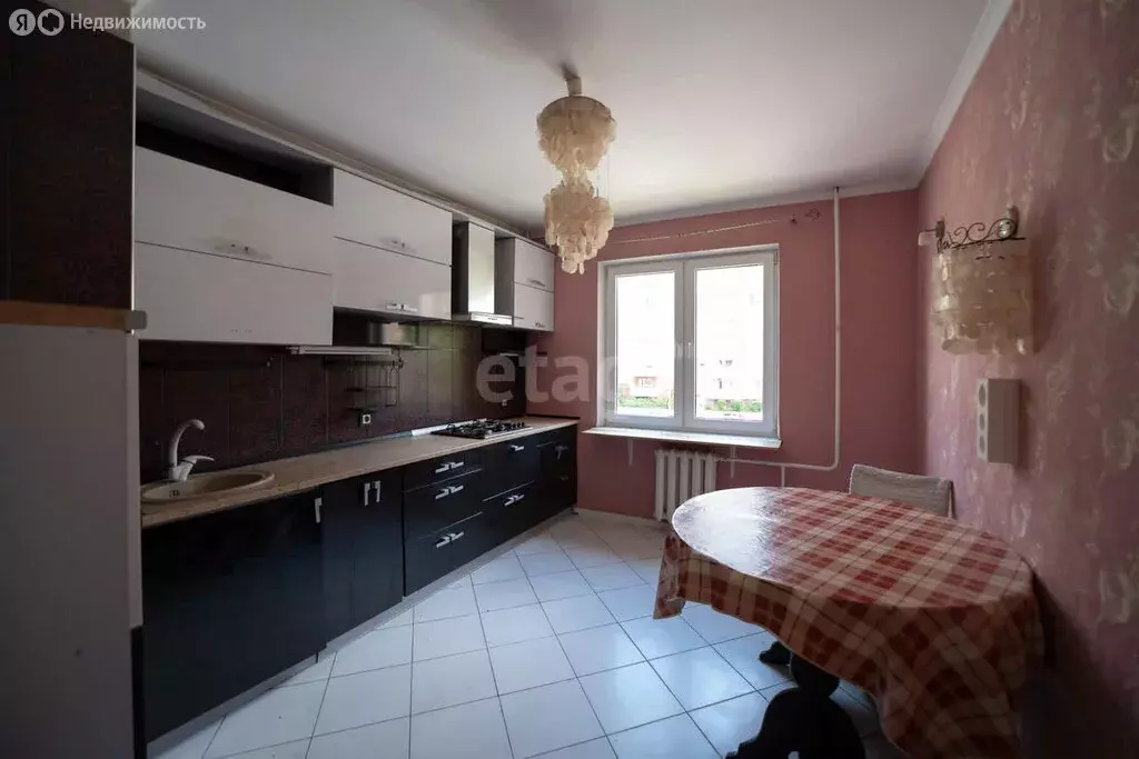 3-комнатная квартира: Калининград, улица Олега Кошевого, 26 (69.5 м) - Фото 2