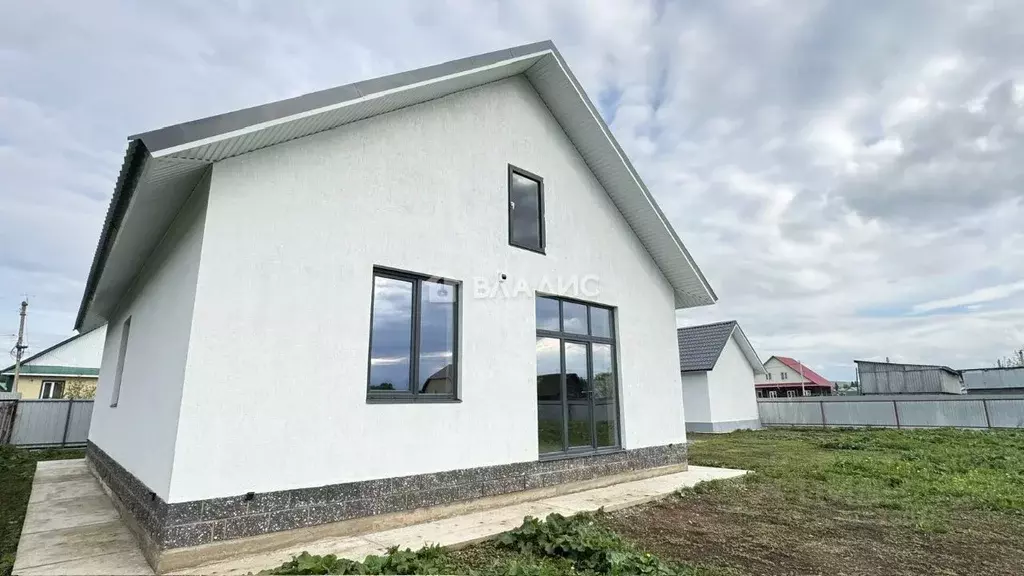 Дом в Башкортостан, Гафурийский район, Красноусольский сельсовет, с. ... - Фото 1