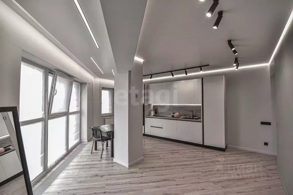 3-к кв. Сахалинская область, Южно-Сахалинск просп. Победы, 11 (74.3 м) - Фото 2