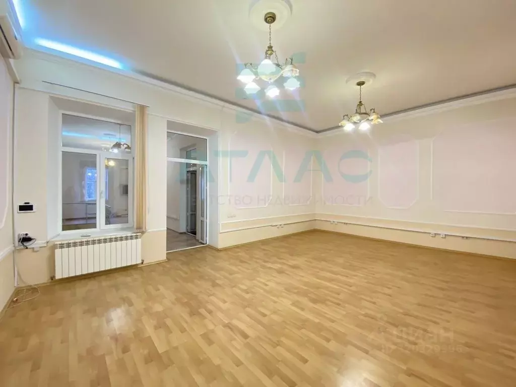 Офис в Крым, Симферополь ул. Турецкая, 16 (150 м) - Фото 1
