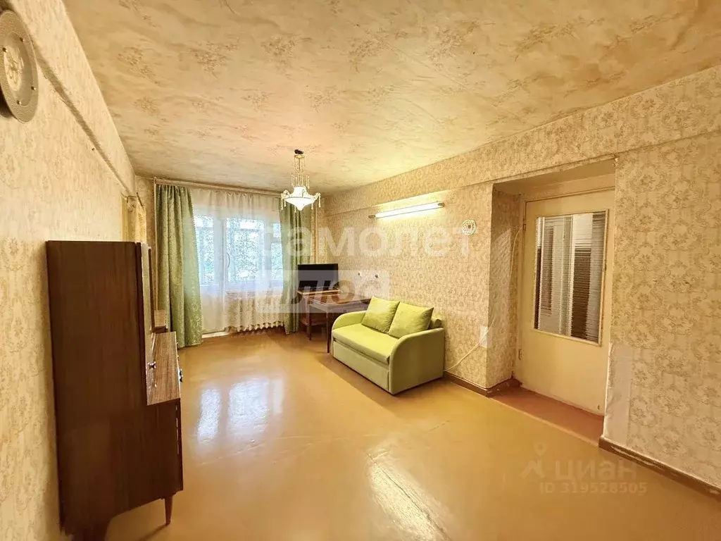 4-к кв. Ульяновская область, Ульяновск ул. Ефремова, 103 (58.7 м) - Фото 0