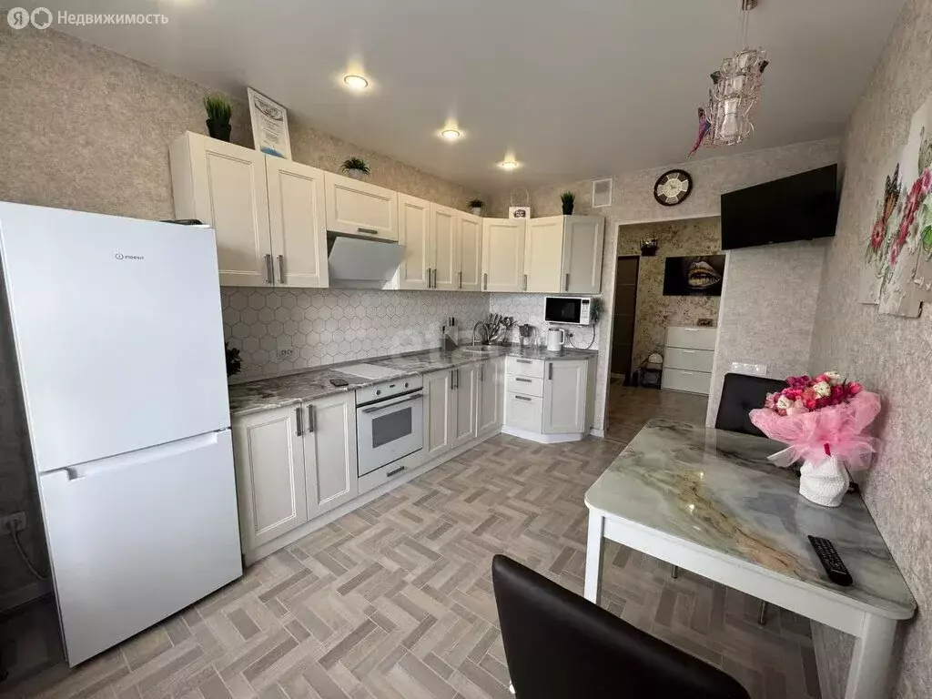 2-комнатная квартира: Норильск, Югославская улица, 4 (58.6 м) - Фото 1