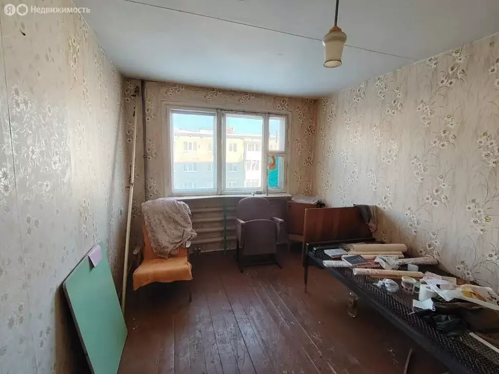 1-комнатная квартира: Нижние Серги, улица Розы Люксембург, 90 (14.4 м) - Фото 1