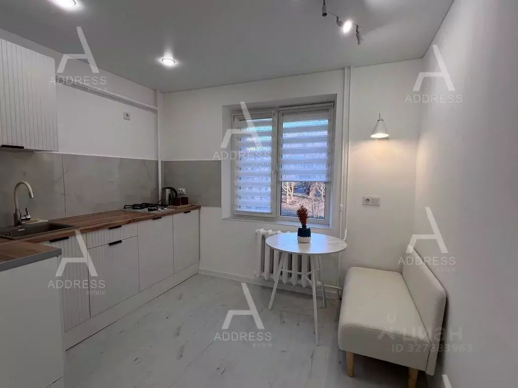 1-к кв. Ленинградская область, Гатчина ул. Авиатриссы Зверевой, 20 ... - Фото 1