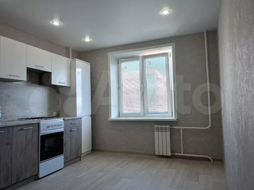 1-к. квартира, 40 м, 7/10 эт. - Фото 0