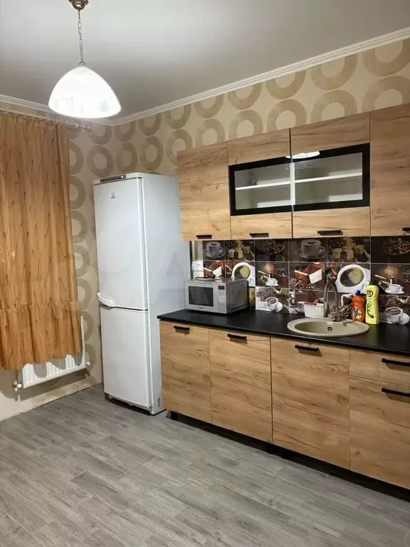 3-к. квартира, 70 м, 3/8 эт. - Фото 0