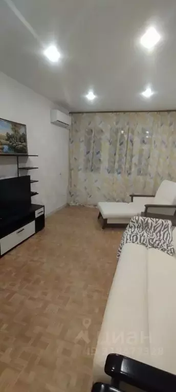 1-к кв. Самарская область, Тольятти Офицерская ул., 9 (35.4 м) - Фото 1