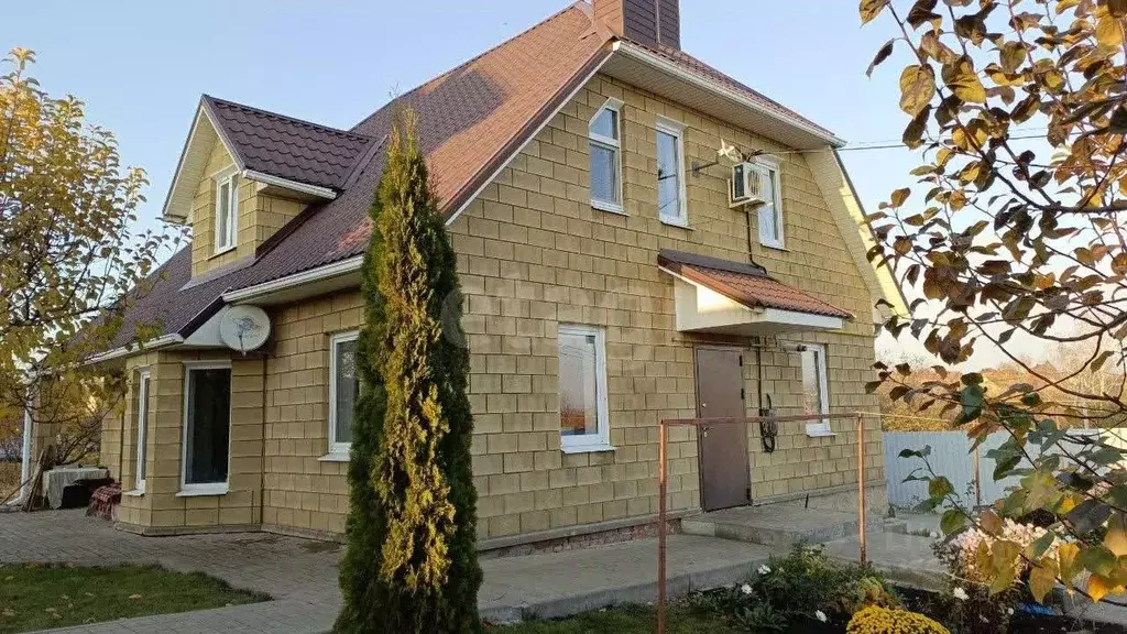 Дом в Белгородская область, Белгород Юго-Западный-2.1 мкр, ул. ... - Фото 1