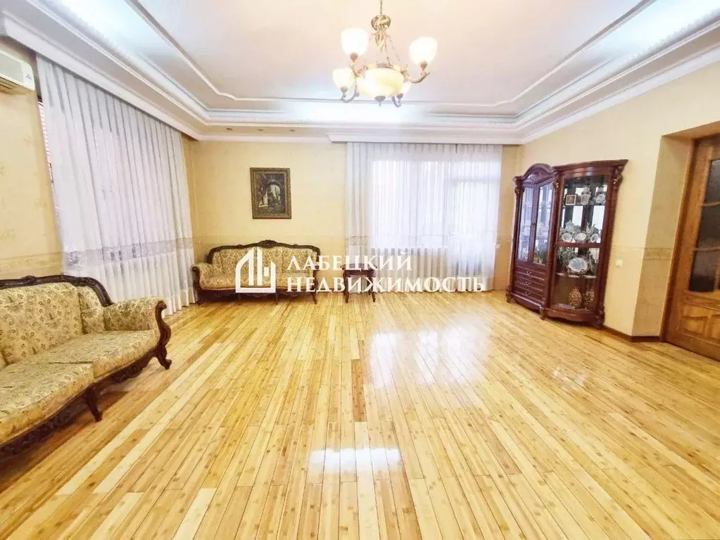 Дом в Краснодарский край, Краснодар ул. Имени Тургенева (393 м) - Фото 2