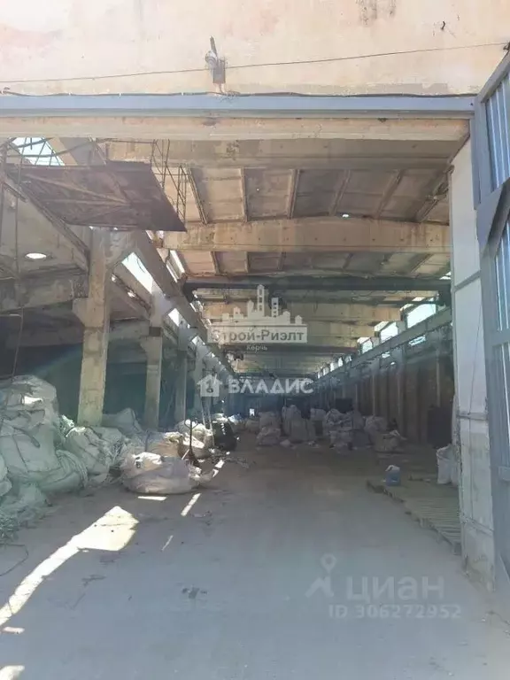 Производственное помещение в Крым, Белогорск ул. Луначарского, 56 ... - Фото 2