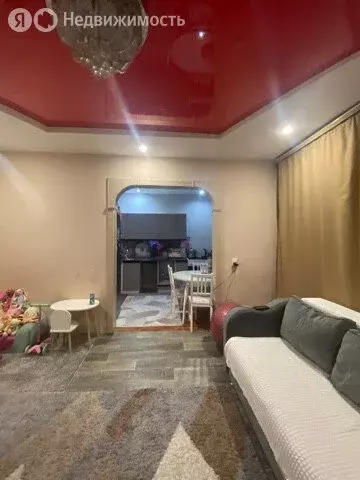 3-комнатная квартира: Кызыл, улица Каа-Хем, 90 (63.8 м) - Фото 2