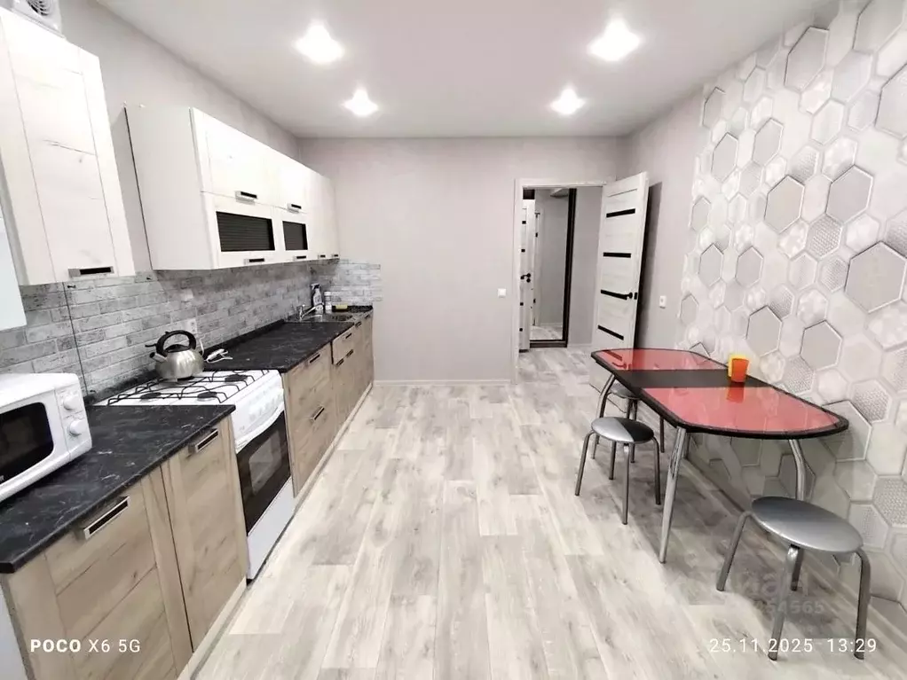 1-к кв. Татарстан, Зеленодольск ул. Тиховнина, 9А (40.0 м) - Фото 2