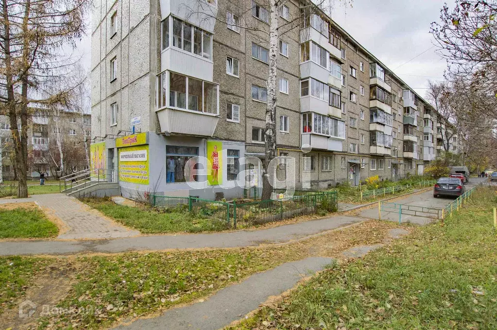 Продаётся 4-к квартира, 62.3 м - Фото 1