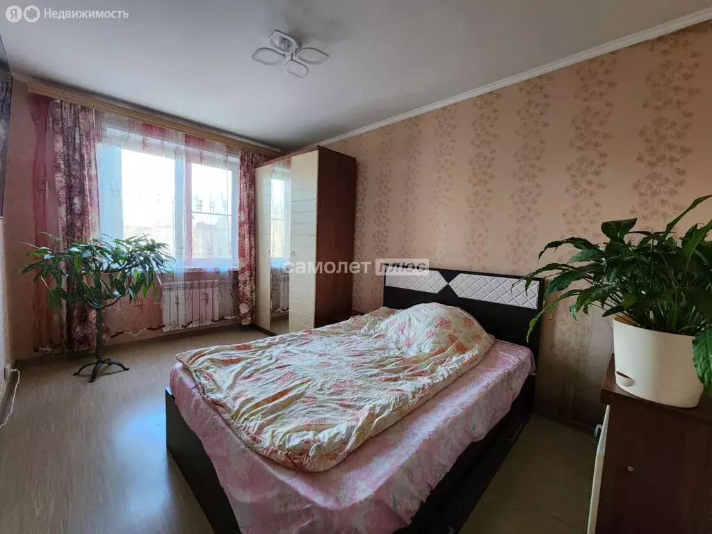 1к в 3-комнатной квартире (15 м) - Фото 0