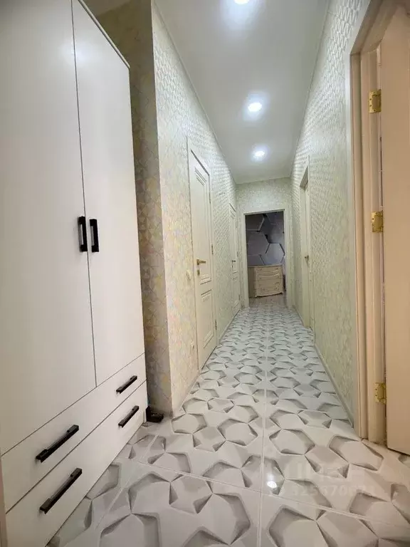 2-к кв. Крым, Симферополь пер. Мраморный, 36 (55.0 м) - Фото 1