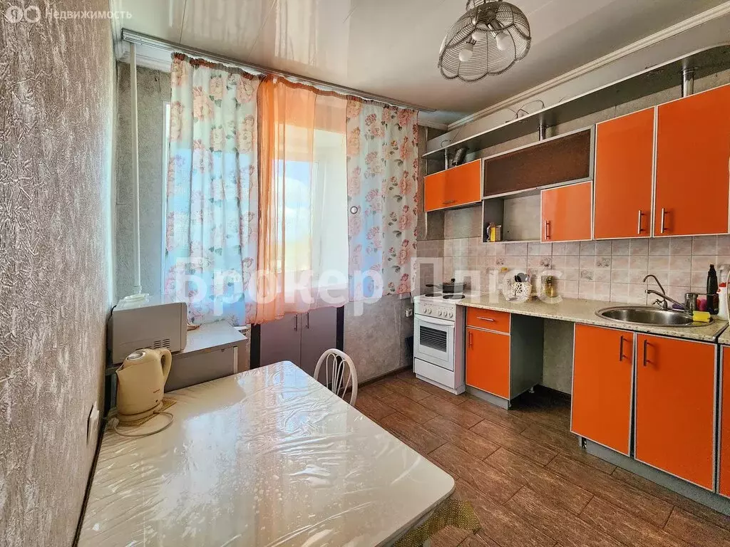 2-комнатная квартира: Кызыл, Красноармейская улица, 237 (52 м) - Фото 0