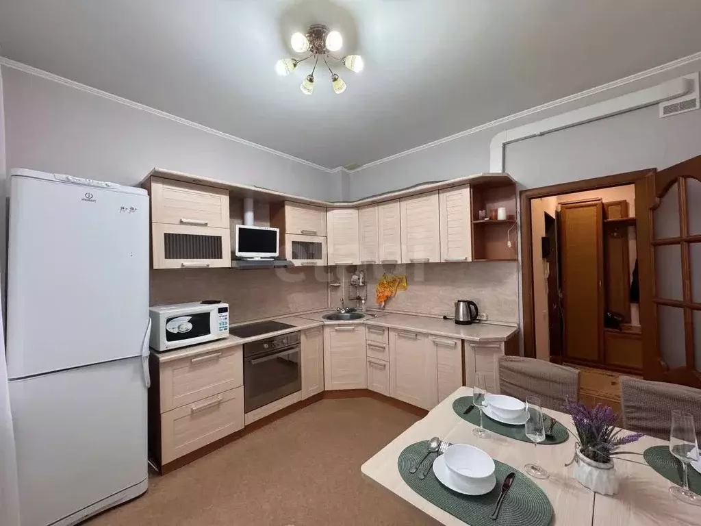 2-к кв. Ханты-Мансийский АО, Сургут ул. Энергетиков, 7/1 (60.0 м) - Фото 1