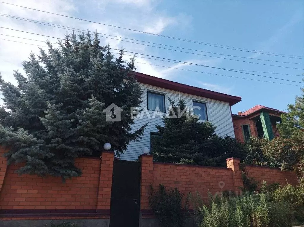 Дом в Волгоградская область, Волгоград Бугская ул. (420 м) - Фото 0